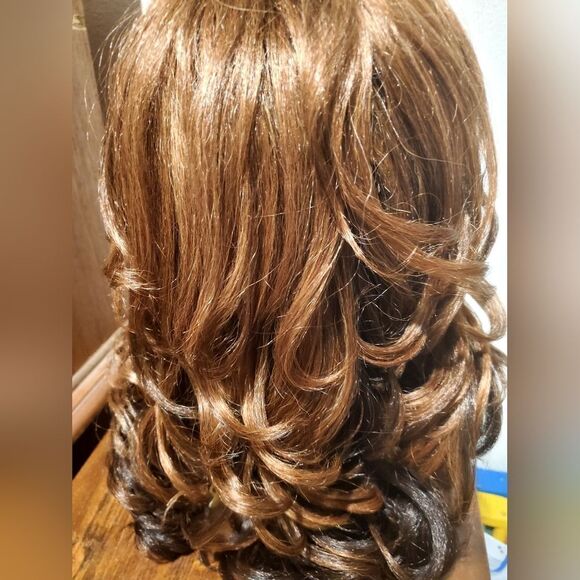 Nwt Vanessa Top Super C-Side Lace Wig- Milkis Chestnut - Picture 15 of 16